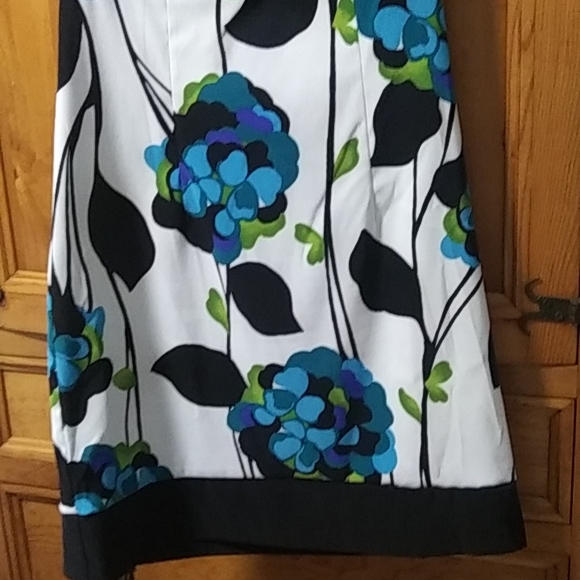 Dress sz12 sleeveless scoop neck ,lower scoop back fitted waist Brand Dressbarn - Picture 4 of 6